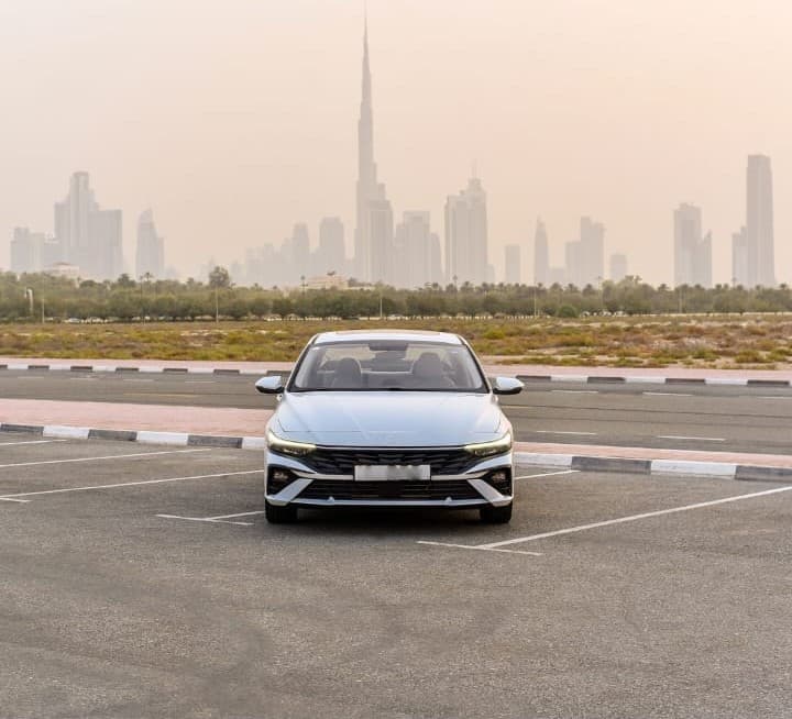 Hyundai Elantra - Image 2