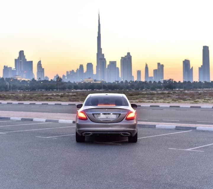 Mercedes Benz C300 - Image 5