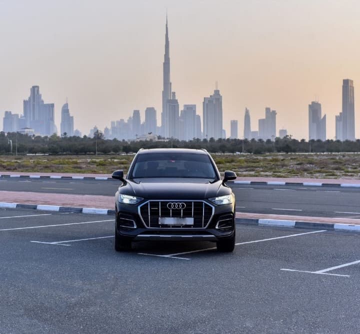 Audi Q5 - Image 2