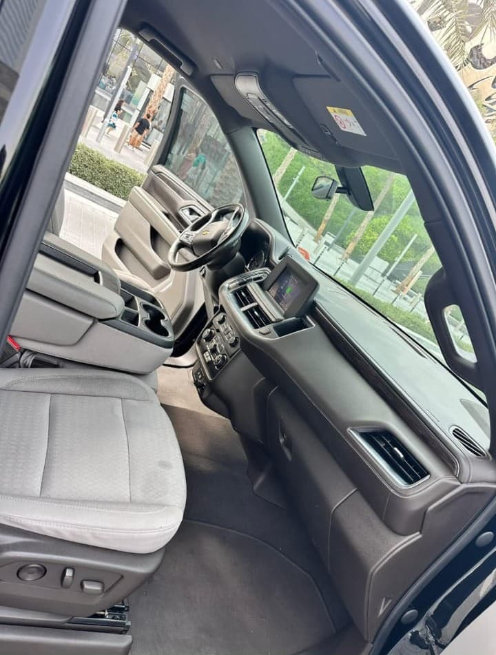 Chevrolet Tahoe - Image 10