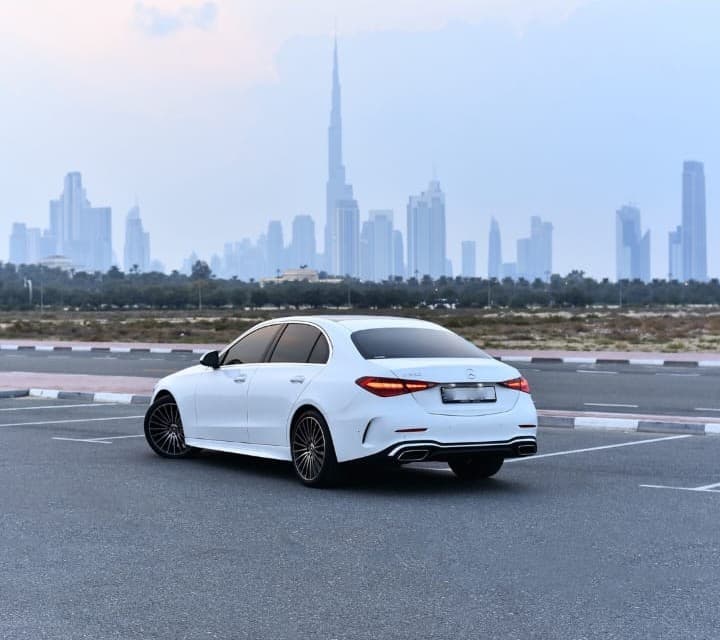 Mercedes Benz C200 - Image 4